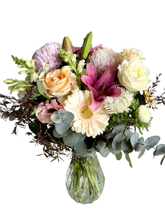 soft pastel flowers in a vase for delivery on the sunshine coast