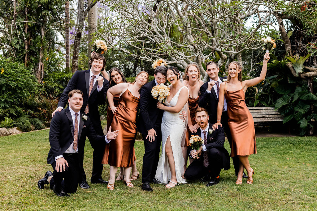 Wedding flowers by Resonate Designs at Flaxton Gardens 