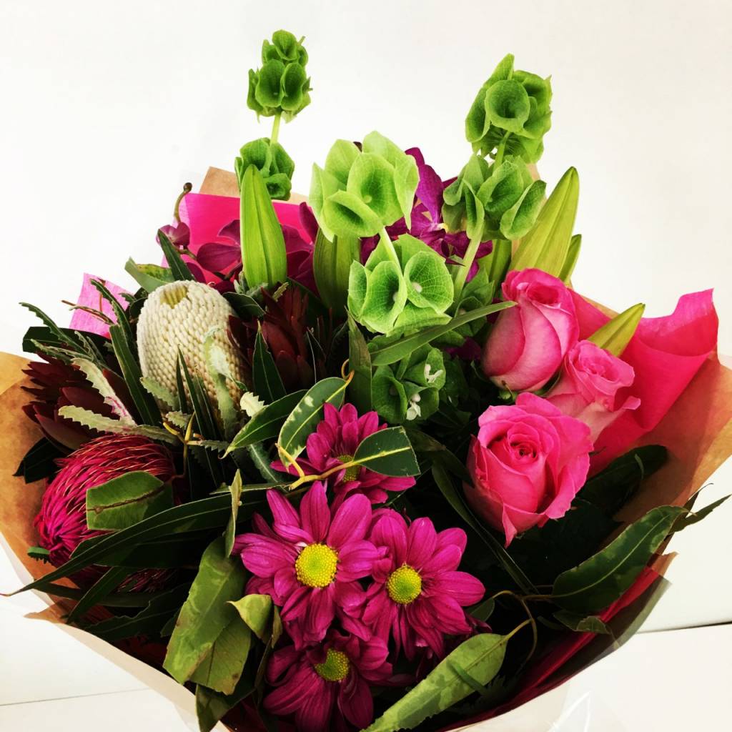 Large-Bright-Mixed-Bouquet